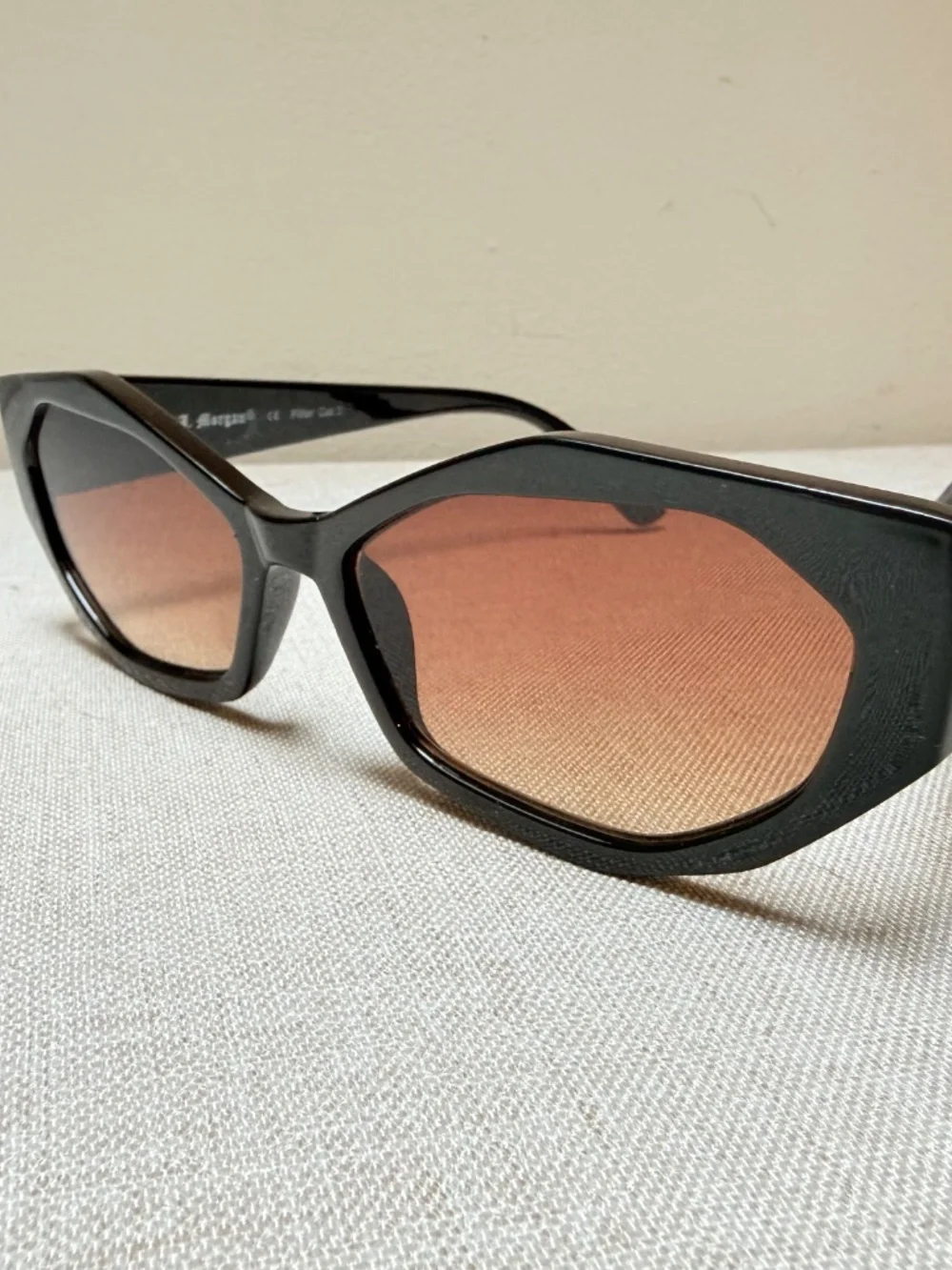Vintage Look AJ Morgan Chocolate Brown Cat Eye Style Sunglasses